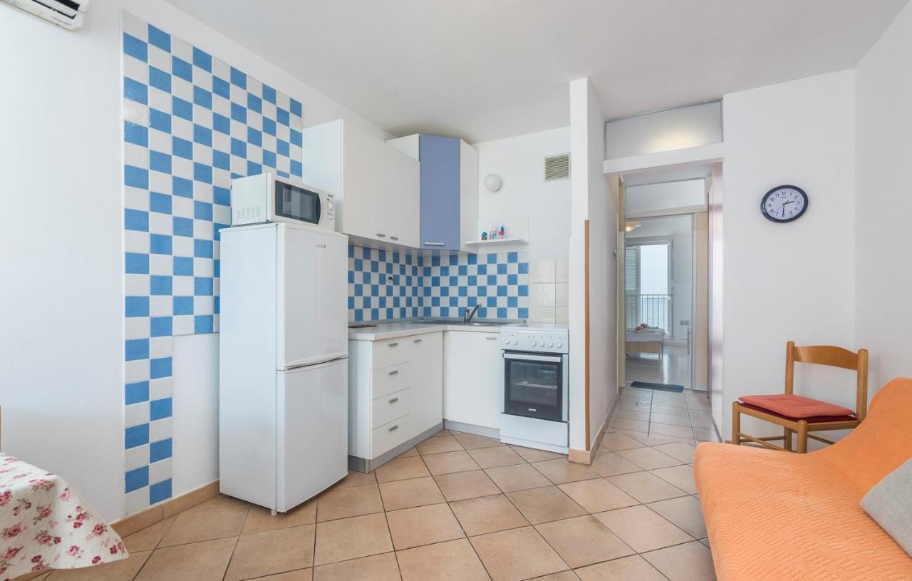Peskera Apartments Tomicic Porec Exterior photo